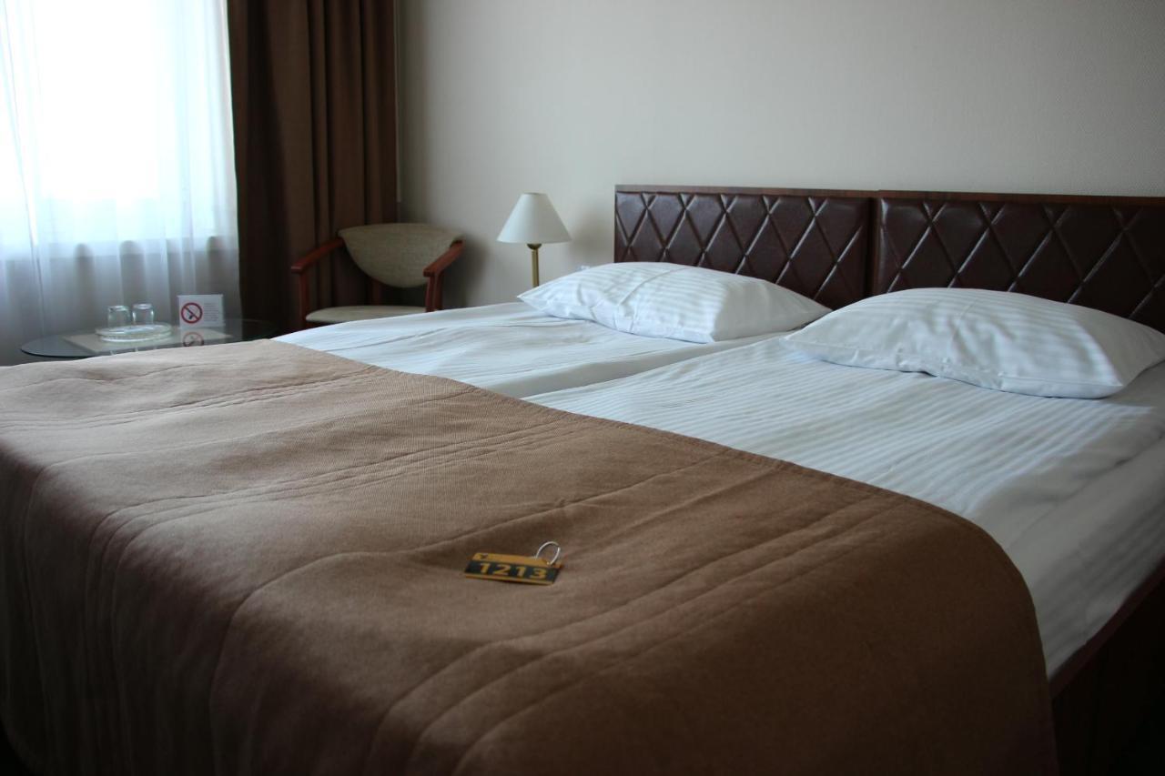 Hotel Yubileiny Minsk Extérieur photo