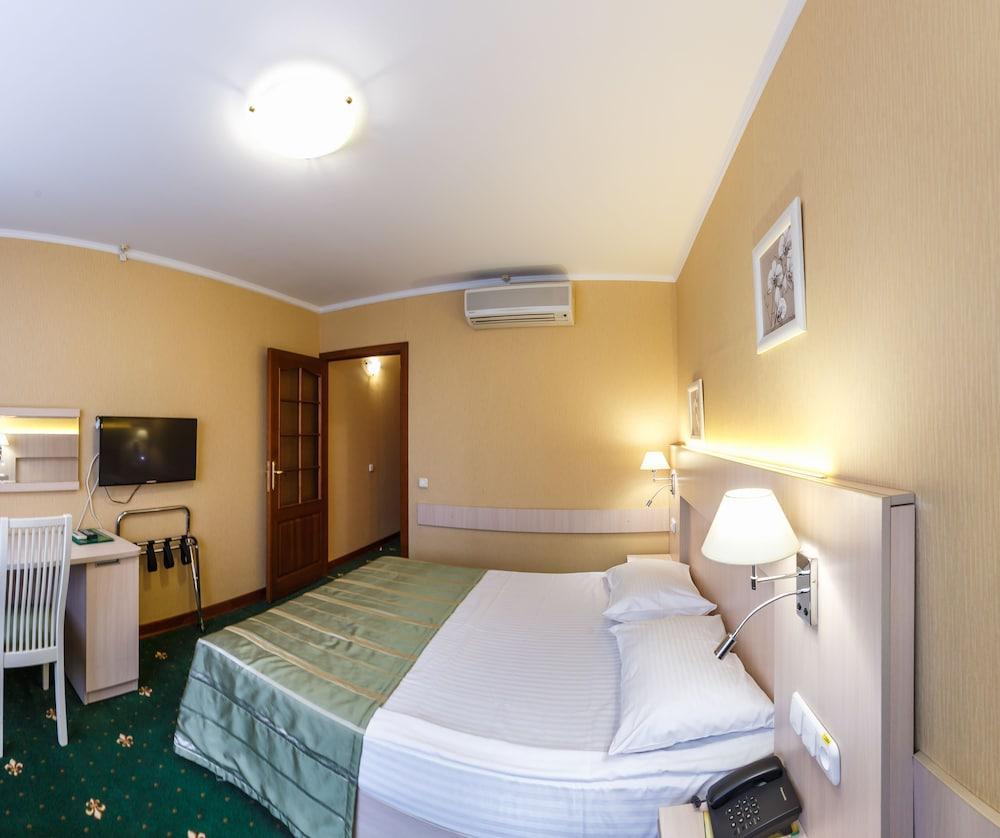 Hotel Yubileiny Minsk Extérieur photo