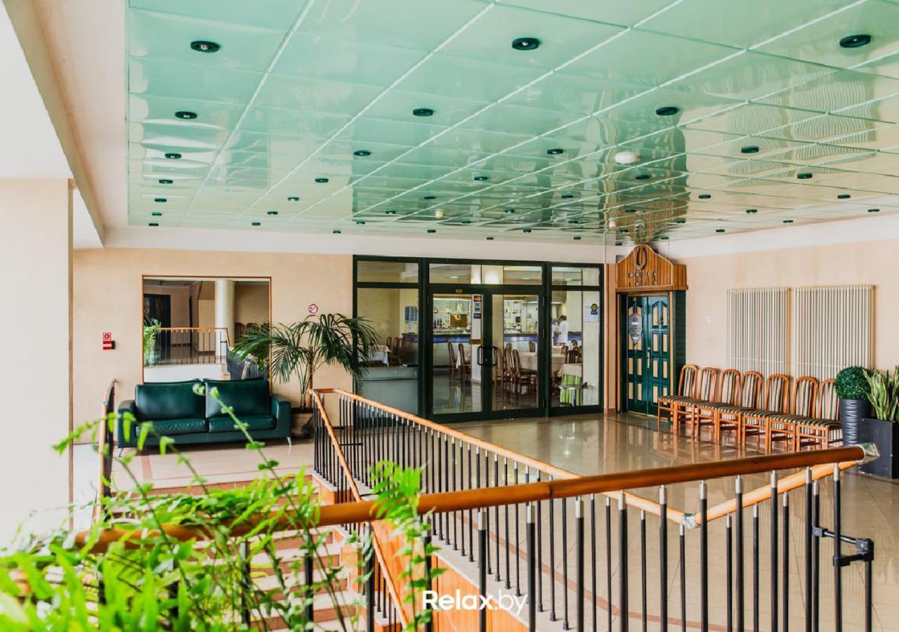 Hotel Yubileiny Minsk Extérieur photo